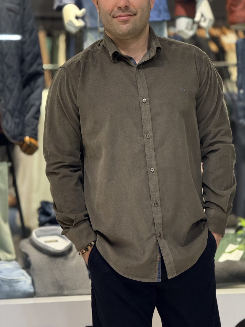 پیراهن مردانه کبریتی | طرح کلاسیک، بافت نرم و دوام بالا